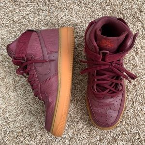 Nike Air Force 1s Maroon Mid rise